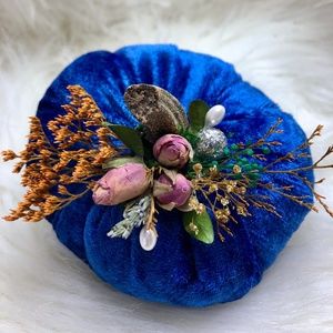 BLUE VELVET PUMPKIN WITH DRIED FLOWERS - HANDMADE,  NEW